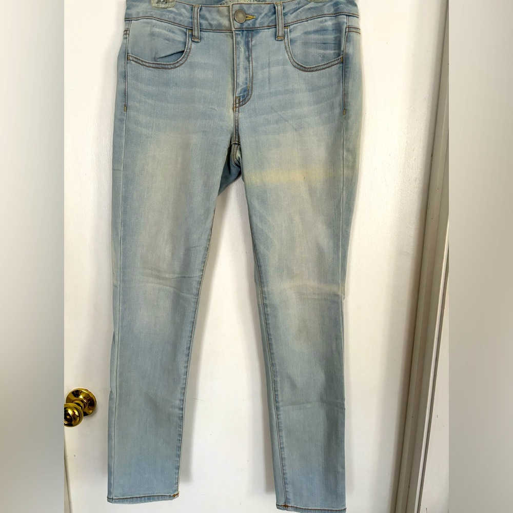 American Eagle Outfitters, jegging light wash denim, size 8 regular